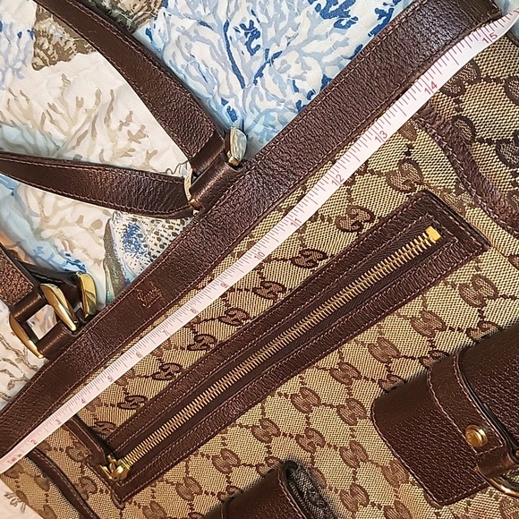 Gucci Medium Size Bag Authentic - Picture 12 of 17